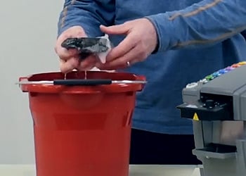 BP555-Brush-Cleaning